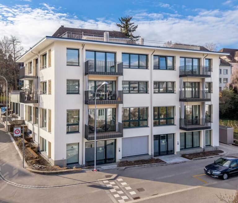 soham-aussen-eingang-qugong-enge